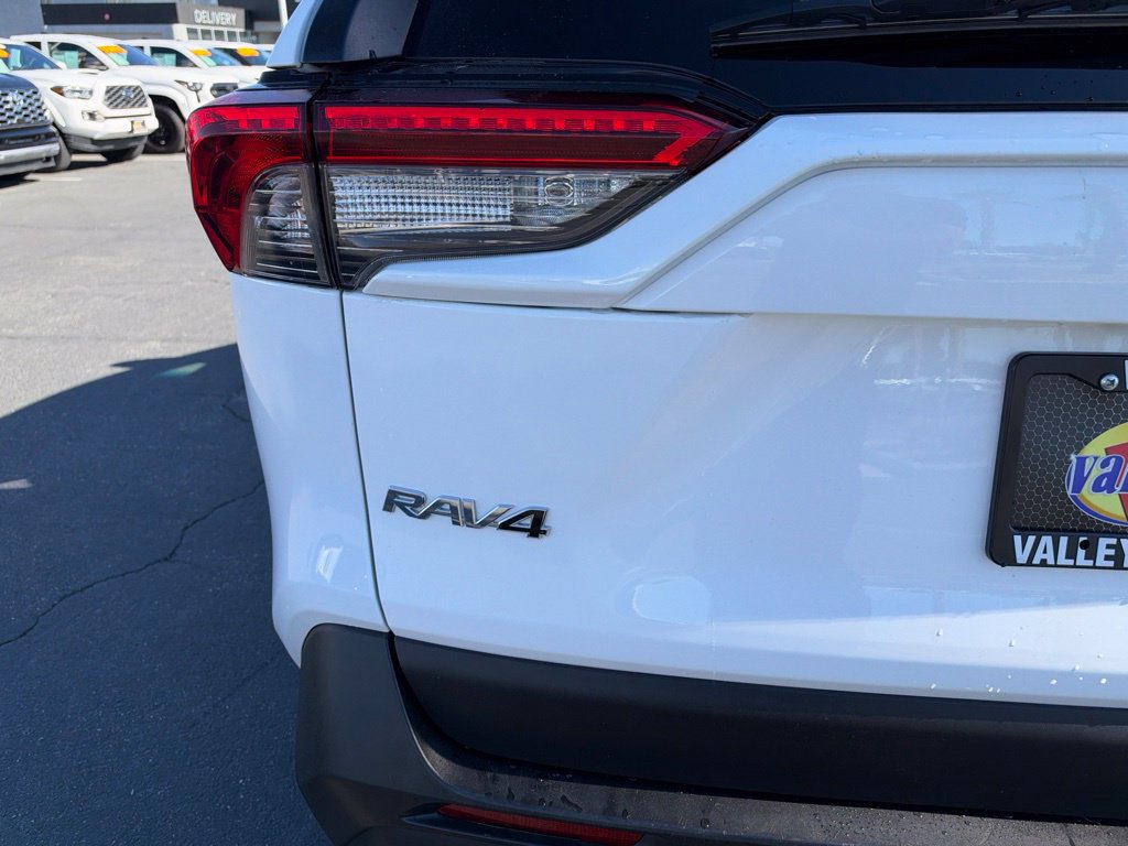 Certified 2023 Toyota RAV4 LE FWD image 8