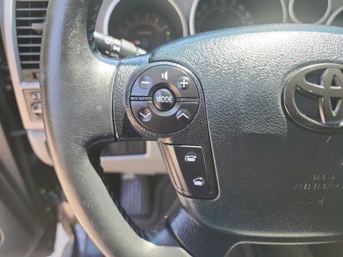Used 2013 Toyota Sequoia SR5 w/ Premium Pkg RWD image 15