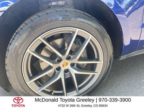 Used 2023 Porsche Macan AWD/4WD image 10