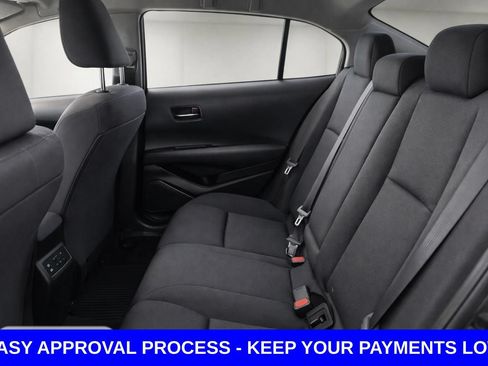 Used 2025 Toyota Corolla LE FWD image 12