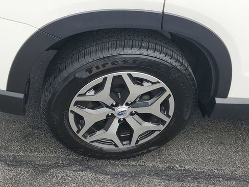 Used 2022 Subaru Forester Premium AWD/4WD image 5