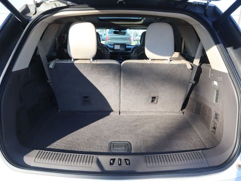 Used 2020 Lincoln Aviator Reserve w/ Equipment Group 202A image 9