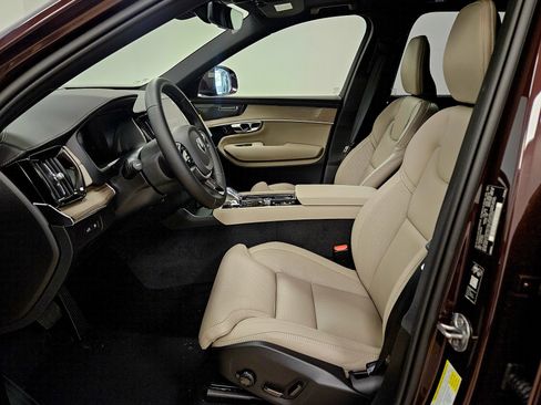 New 2026 Volvo XC90 T8 Ultra w/ Protection Package Premier AWD/4WD image 10