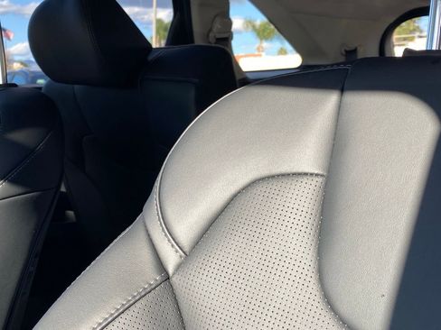 New 2026 Kia Sorento EX image 11