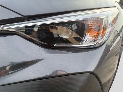 Used 2024 Subaru Crosstrek 2.0i Premium image 22