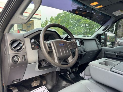 Used 2012 Ford F250 XL w/ PWR Equipment Group AWD/4WD image 14