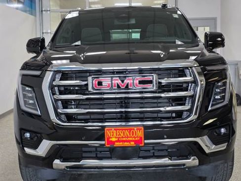 Used 2026 GMC Yukon Elevation AWD/4WD image 2