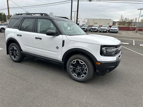 New 2026 Ford Bronco Sport Outer Banks image 9