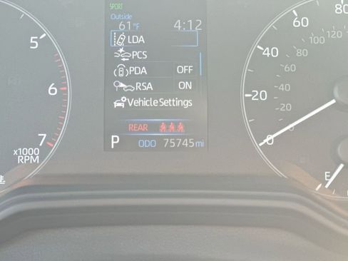 Used 2023 Toyota Corolla SE image 13