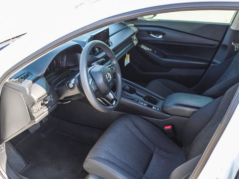 Used 2024 Honda Accord EX image 19