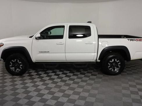 Used 2021 Toyota Tacoma TRD Off-Road AWD/4WD image 6