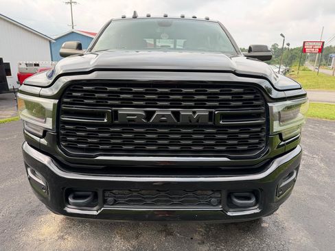 Used 2022 RAM 2500 Big Horn w/ Level C Equiment Group AWD/4WD image 9