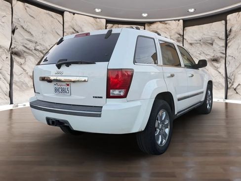 Used 2010 Jeep Grand Cherokee Limited w/ Trailer Tow Group IV RWD image 5