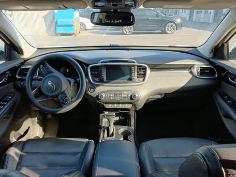 Used 2018 Kia Sorento SX AWD/4WD image 5