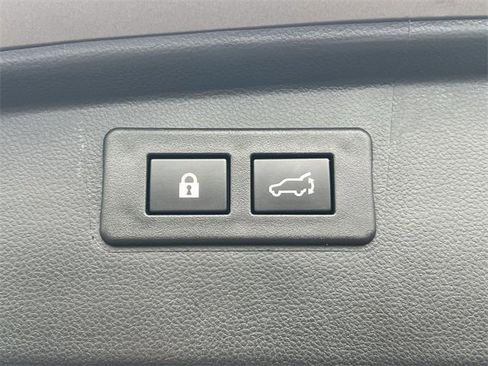 Certified 2022 Subaru Outback Limited image 26