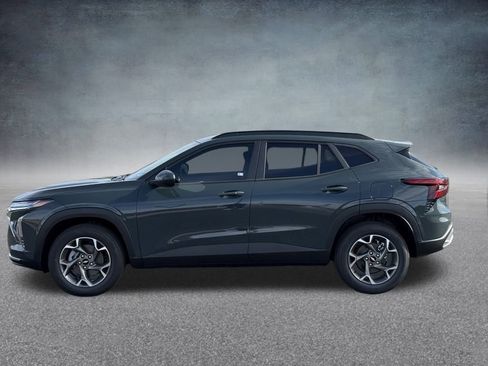 New 2026 Chevrolet Trax LT w/ Driver Confidence Package image 6