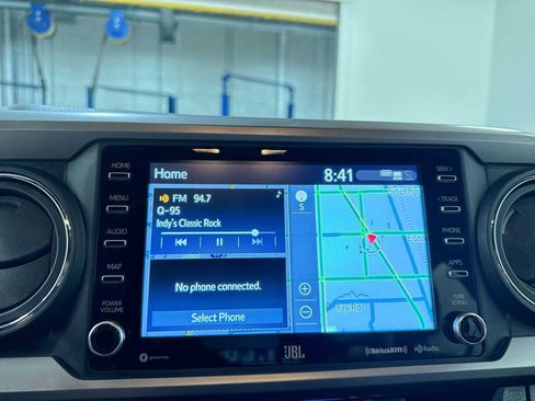 Used 2023 Toyota Tacoma Limited image 23