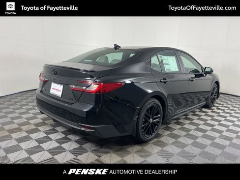New 2026 Toyota Camry SE FWD image 5