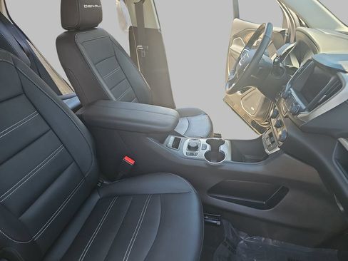 Certified 2024 GMC Terrain Denali w/ Black Diamond Edition AWD/4WD image 13