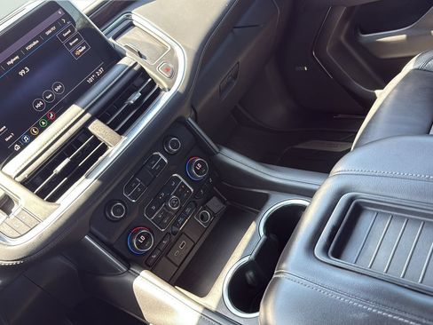 Used 2021 Chevrolet Tahoe LT w/ Rear Media and Nav Package AWD/4WD image 19