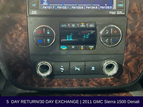 Used 2011 GMC Sierra 1500 Denali AWD/4WD image 22