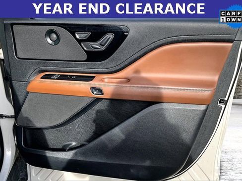 Used 2023 Lincoln Aviator Reserve w/ Equipment Group 201A image 27