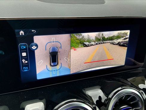 Certified 2026 Mercedes-Benz GLA 250 4MATIC image 8