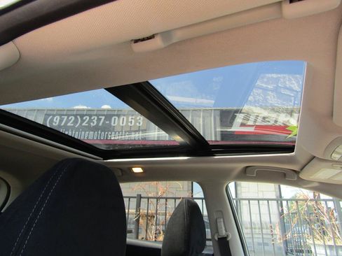 Used 2016 Nissan Rogue SV w/ SV Moonroof Package FWD image 8