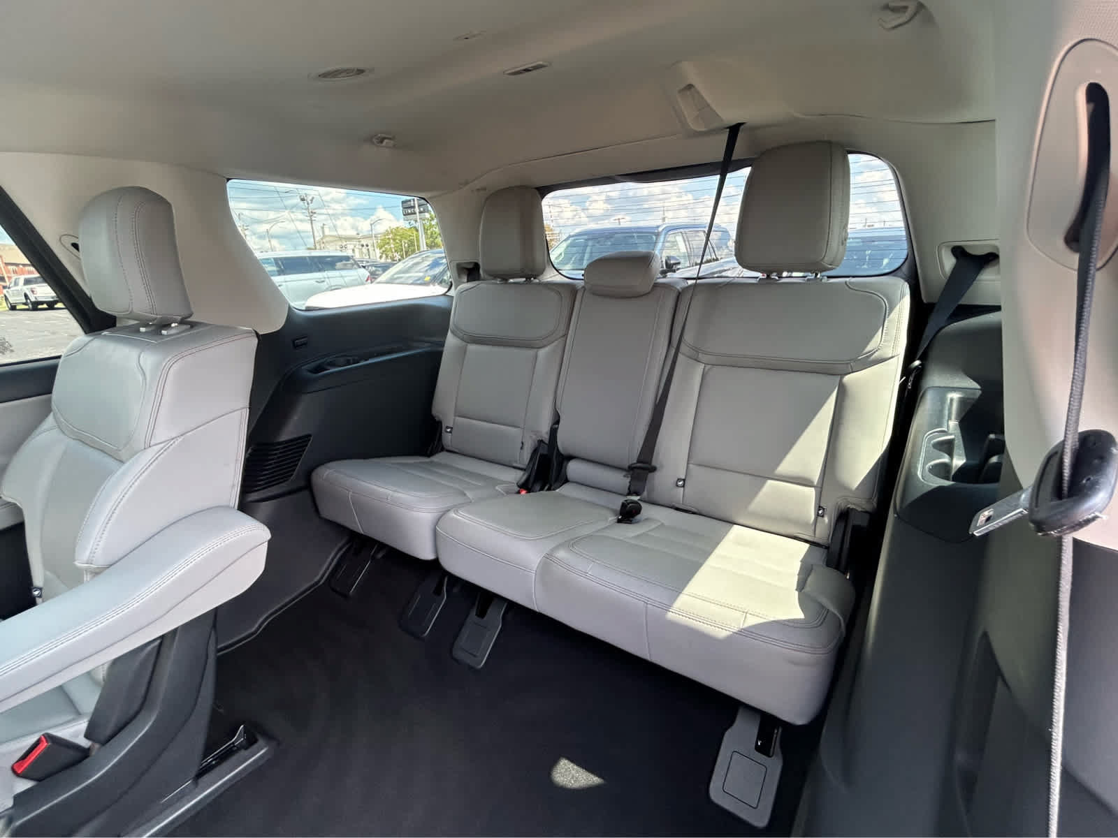 Certified 2025 Ford Expedition Active AWD/4WD image 14