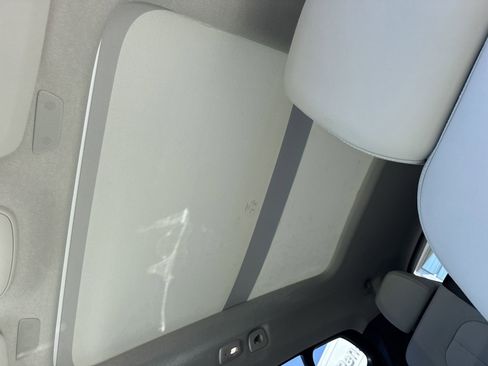 New 2026 Volvo XC40 B5 Plus w/ Protection Package Premier image 17