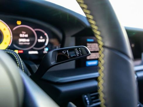 Certified 2025 Porsche 911 Carrera GTS image 34