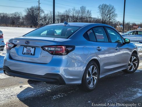 Used 2025 Subaru Legacy Premium image 7
