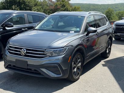 Used 2023 Volkswagen Tiguan SE