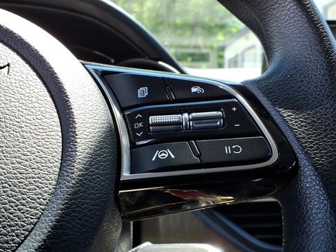 Used 2023 Kia Forte LXS FWD image 23