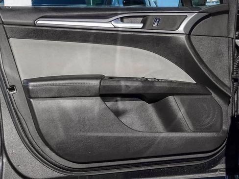 Used 2016 Ford Fusion S image 19