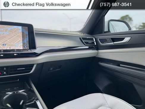 New 2026 Volkswagen Atlas Cross Sport SEL Premium R-Line image 31