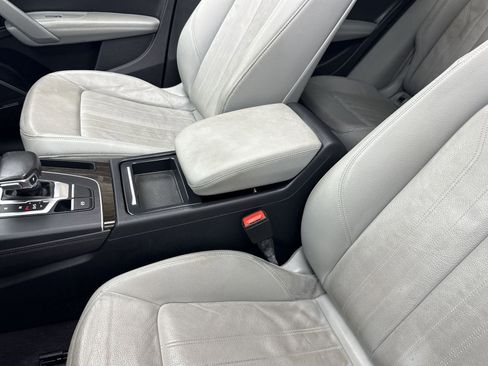 Used 2018 Audi Q5 Prestige w/ Prestige Package image 22