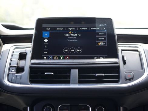 Used 2021 Chevrolet Suburban LT AWD/4WD image 14