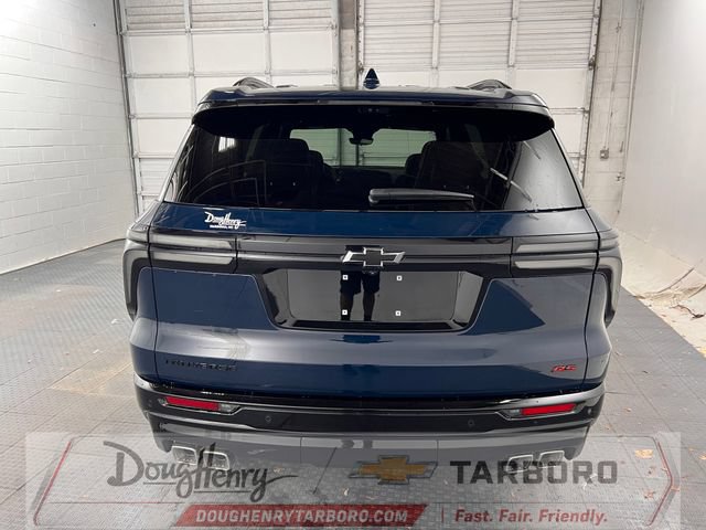 New 2027 Chevrolet Traverse RS w/ LPO, Floor Liner Package FWD image 8