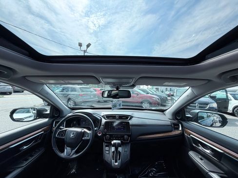 Used 2018 Honda CR-V Touring image 26