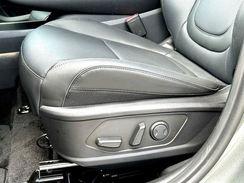 Used 2026 Hyundai Tucson Limited image 15