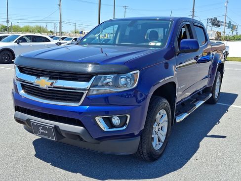 Used 2016 Chevrolet Colorado LT w/ LT Convenience Package AWD/4WD image 3