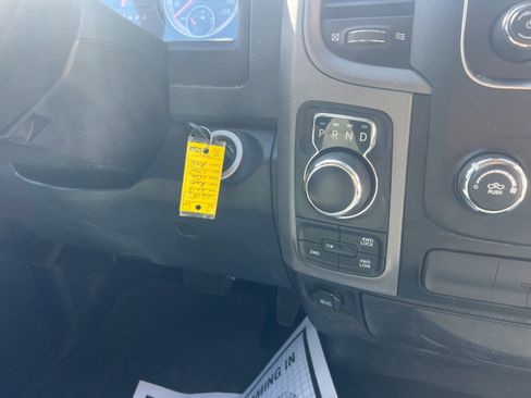Used 2016 RAM 1500 Express AWD/4WD image 17