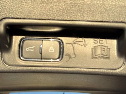 New 2026 Ford Explorer Active w/ Active Comfort Package image 13