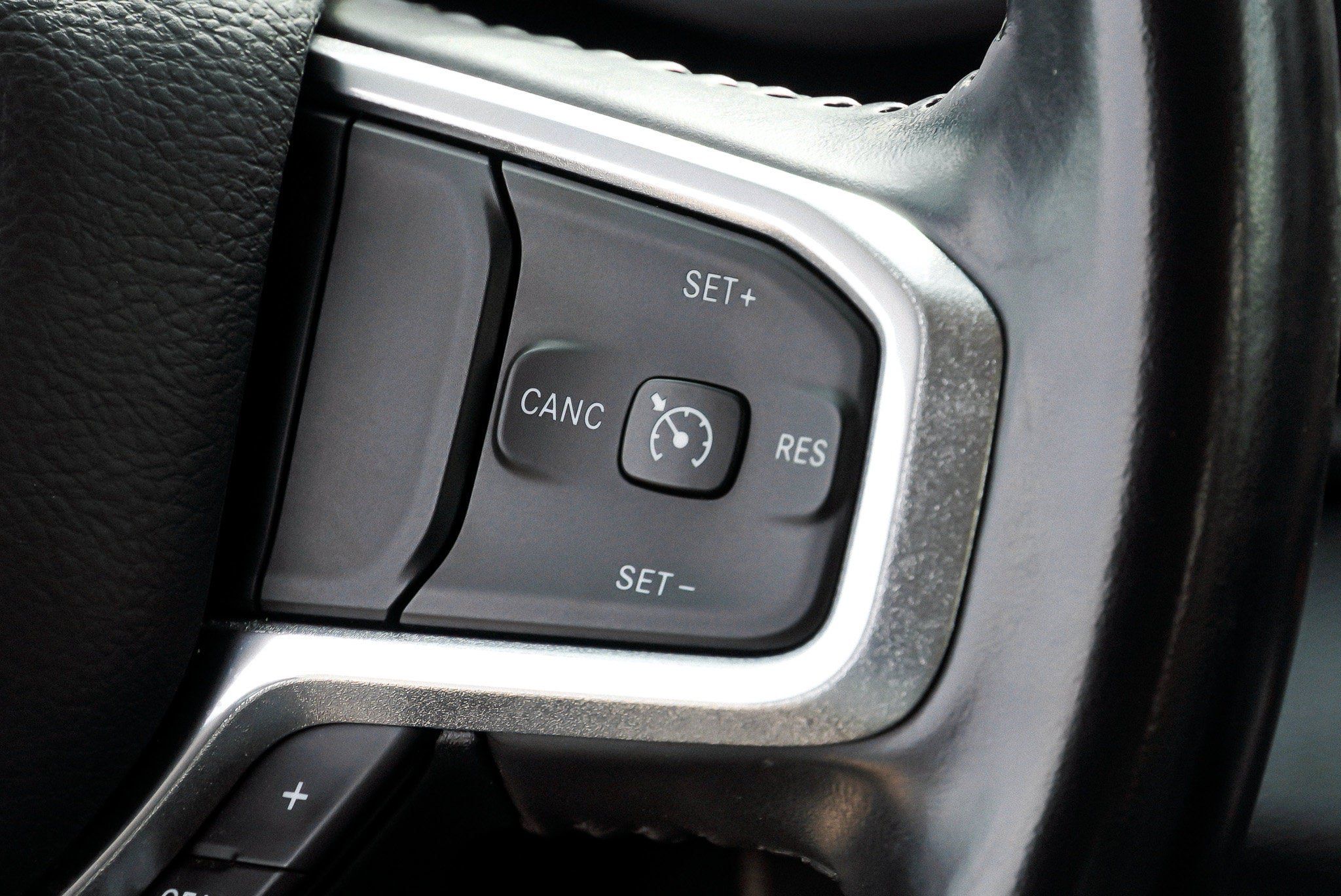 Used 2022 RAM 1500 Laramie AWD/4WD image 35