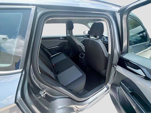 Used 2024 Volkswagen Taos S FWD image 27