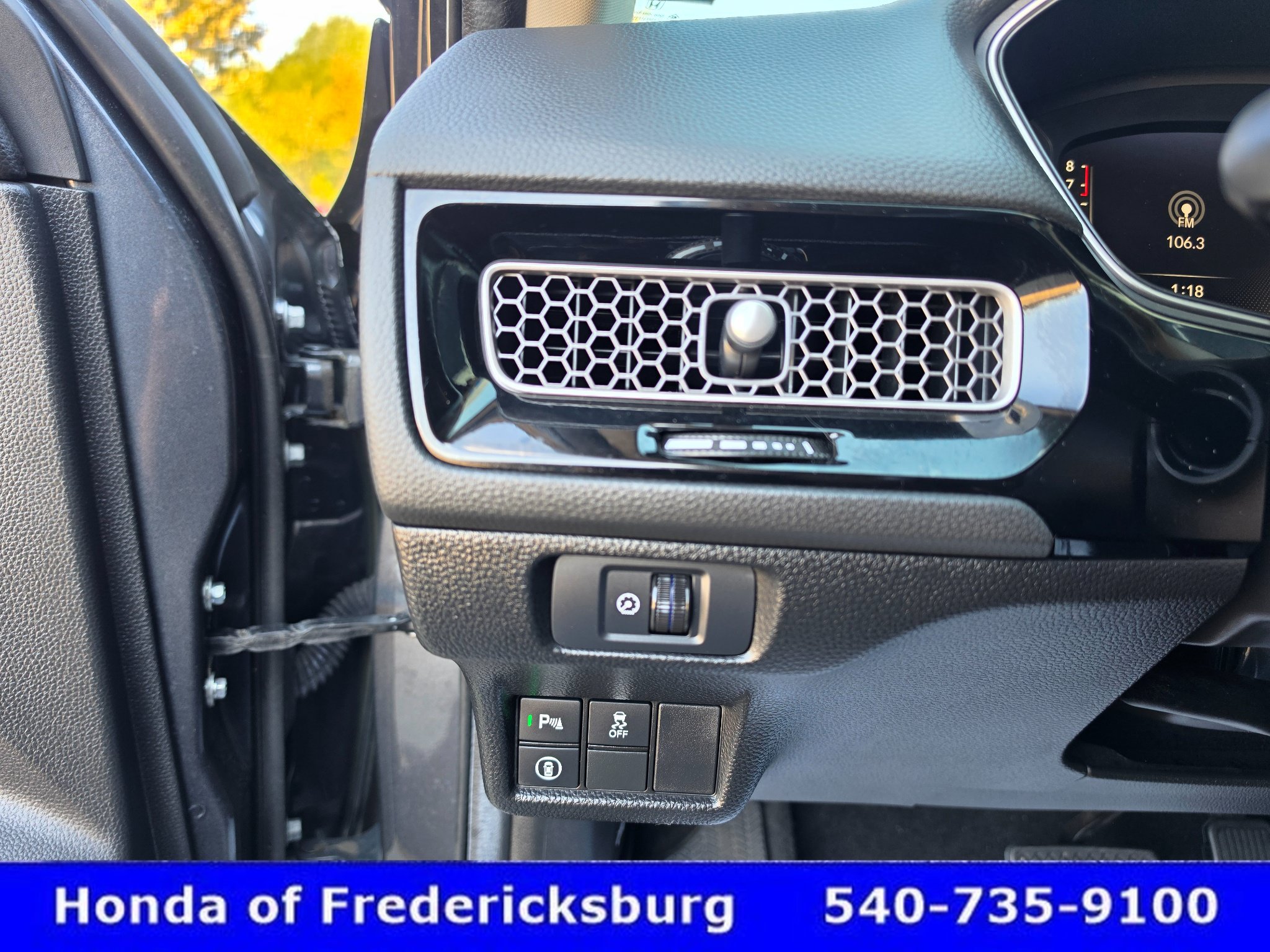 Certified 2024 Honda Civic Touring image 29