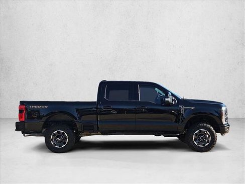 Certified 2024 Ford F250 Lariat w/ Lariat Ultimate Package image 4