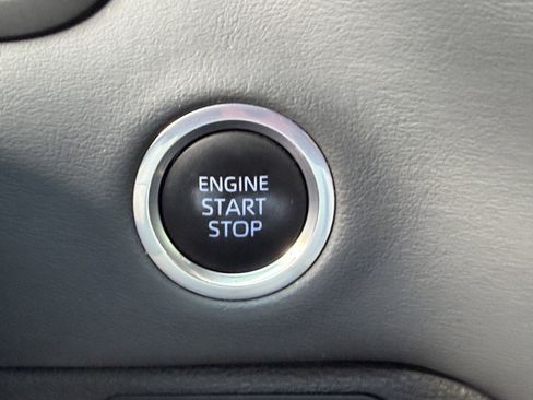 Used 2023 Toyota Tundra Platinum image 25