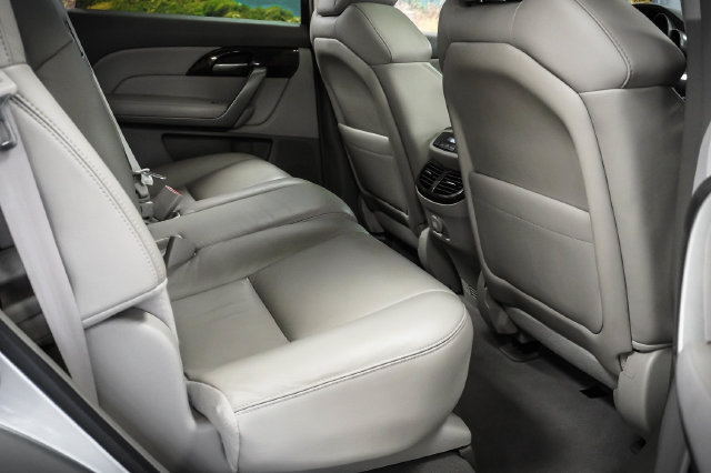 Used 2011 Acura MDX w/ Technology Package AWD/4WD image 22